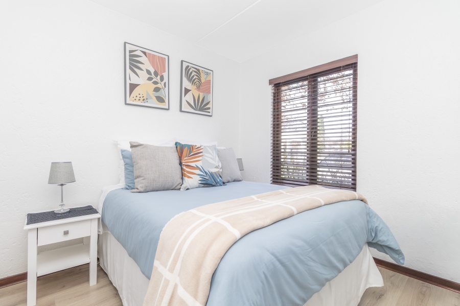 2 Bedroom Property for Sale in Sunninghill Gauteng