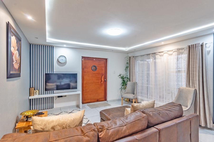 3 Bedroom Property for Sale in Westdene Gauteng