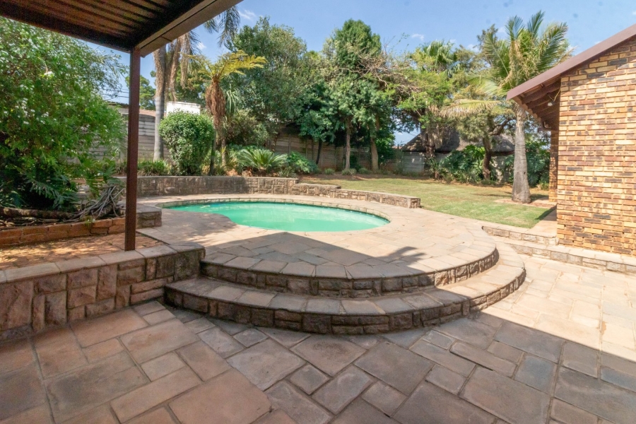 3 Bedroom Property for Sale in Van Riebeeck Park Gauteng
