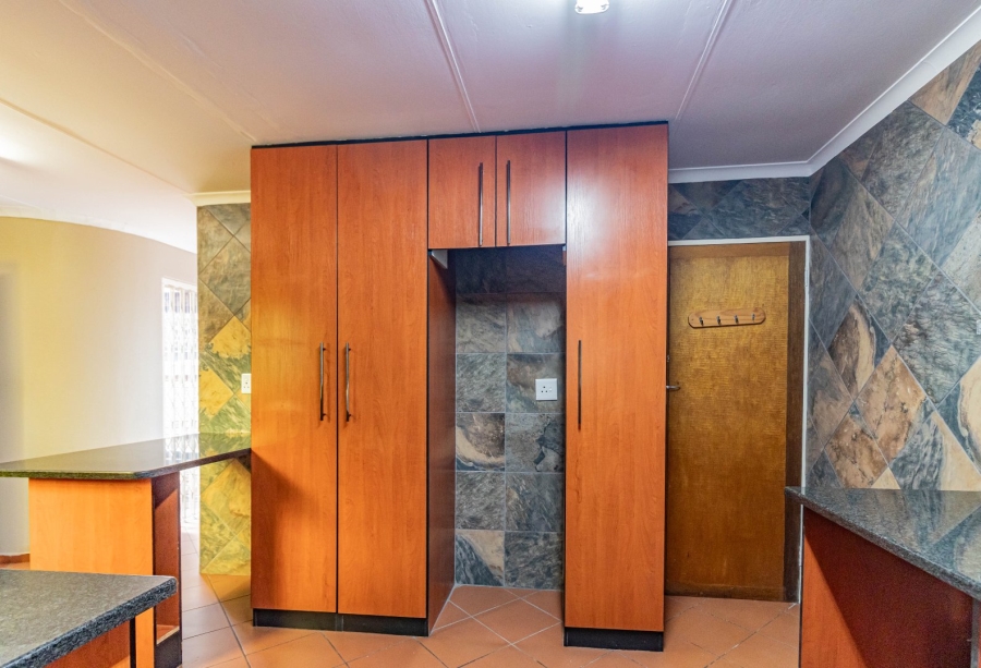 3 Bedroom Property for Sale in Van Riebeeck Park Gauteng
