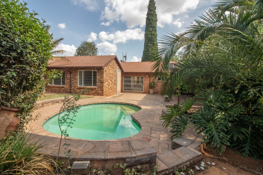 3 Bedroom Property for Sale in Van Riebeeck Park Gauteng