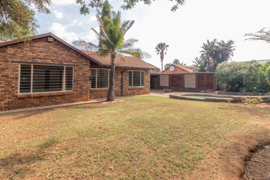 3 Bedroom Property for Sale in Van Riebeeck Park Gauteng