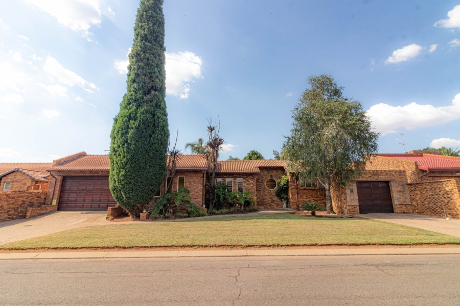 3 Bedroom Property for Sale in Van Riebeeck Park Gauteng