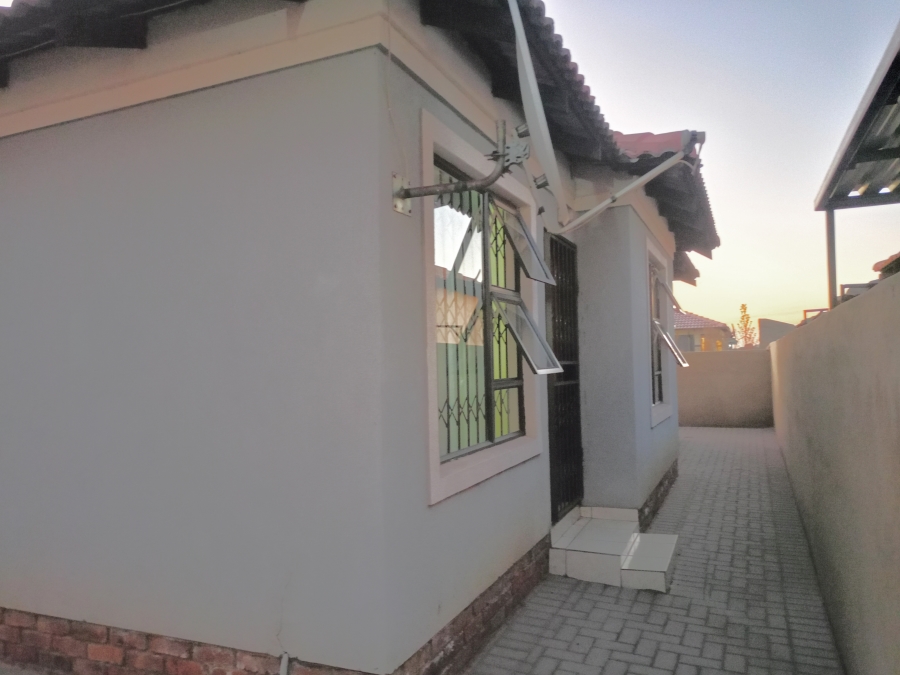 3 Bedroom Property for Sale in Vanderbijlpark CE 4 Gauteng