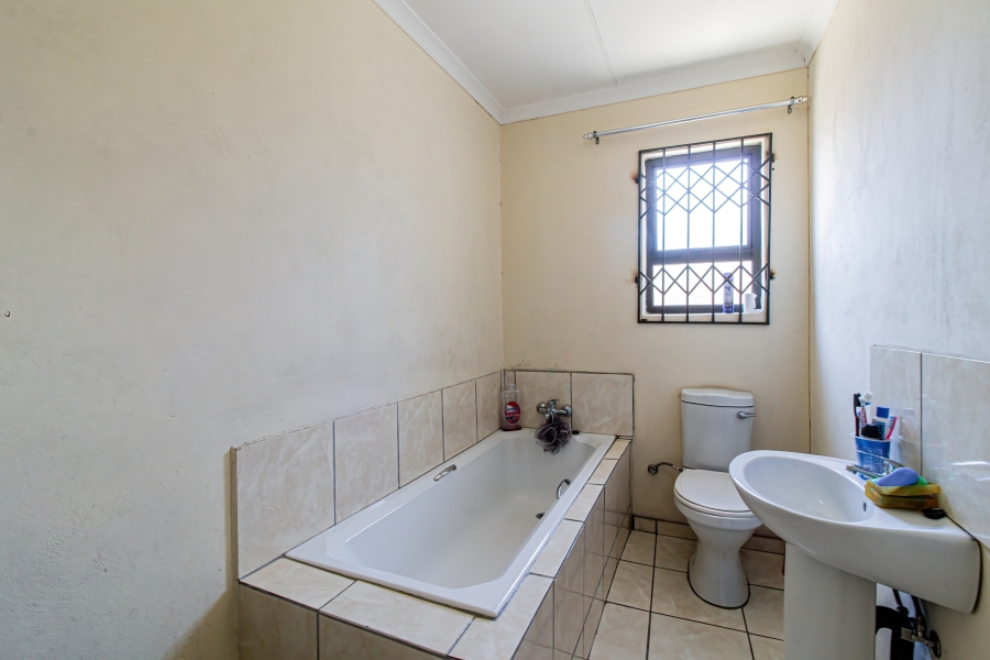 3 Bedroom Property for Sale in Vanderbijlpark CE 4 Gauteng