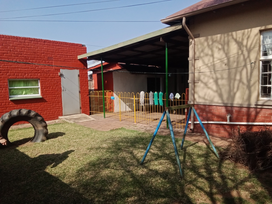 8 Bedroom Property for Sale in Nigel Gauteng