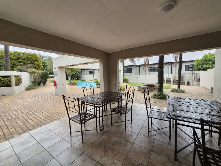 2 Bedroom Property for Sale in Marais Steyn Park Gauteng