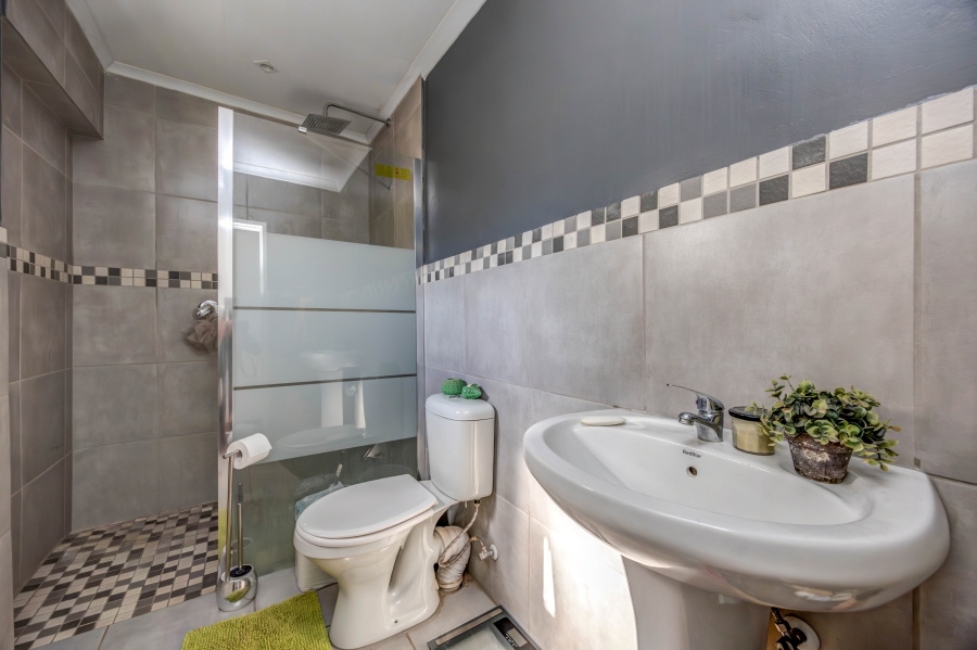 4 Bedroom Property for Sale in Northcliff Gauteng