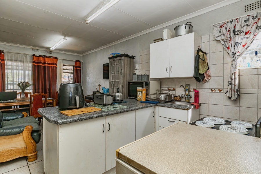 3 Bedroom Property for Sale in Agricultural Holding 475 Gauteng