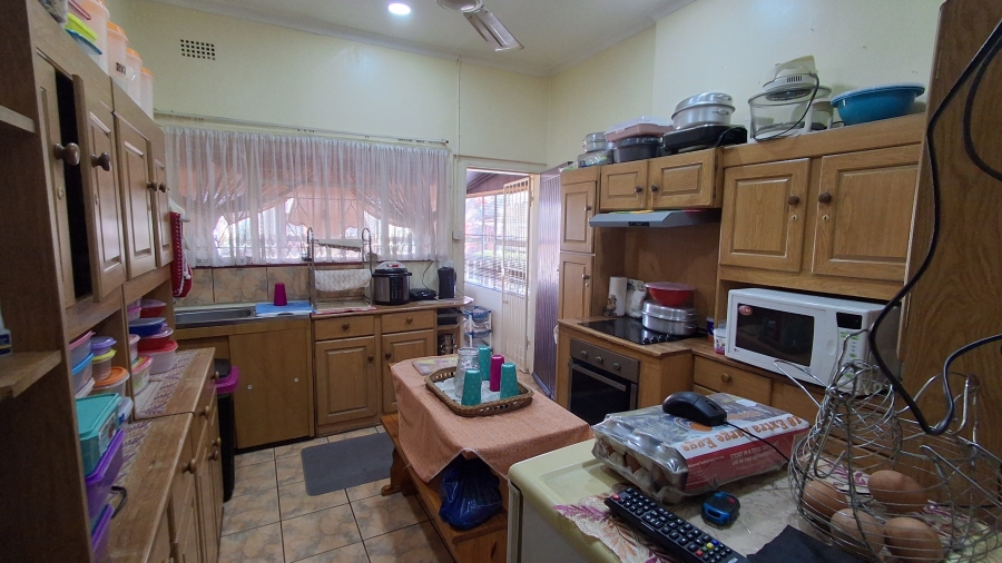 4 Bedroom Property for Sale in Dunnottar Gauteng