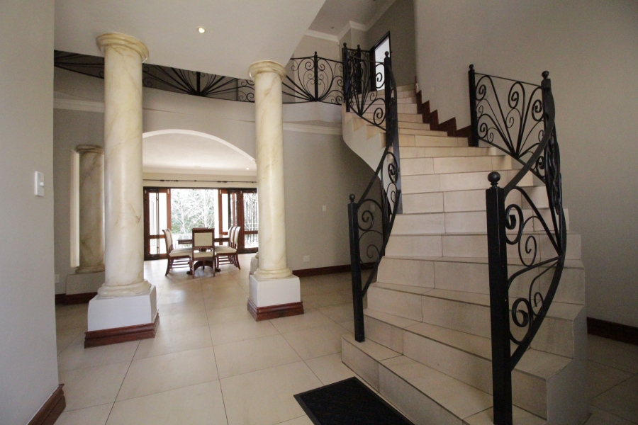 5 Bedroom Property for Sale in Waterkloof Ridge Gauteng