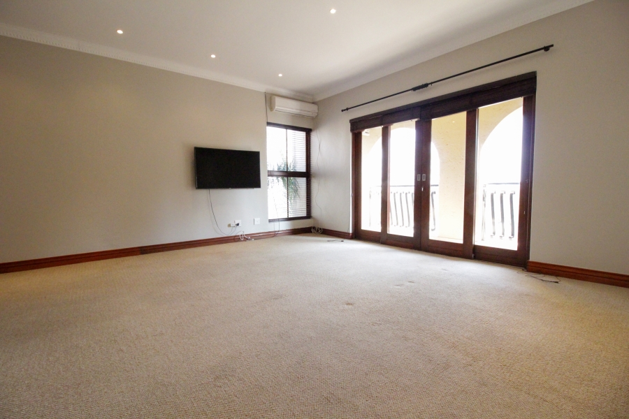 5 Bedroom Property for Sale in Waterkloof Ridge Gauteng