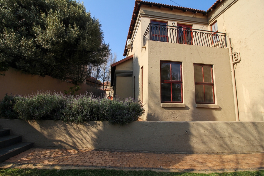 5 Bedroom Property for Sale in Waterkloof Ridge Gauteng