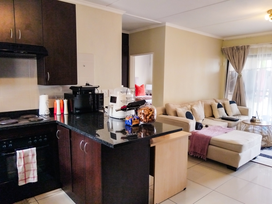 2 Bedroom Property for Sale in Erand Gardens Gauteng