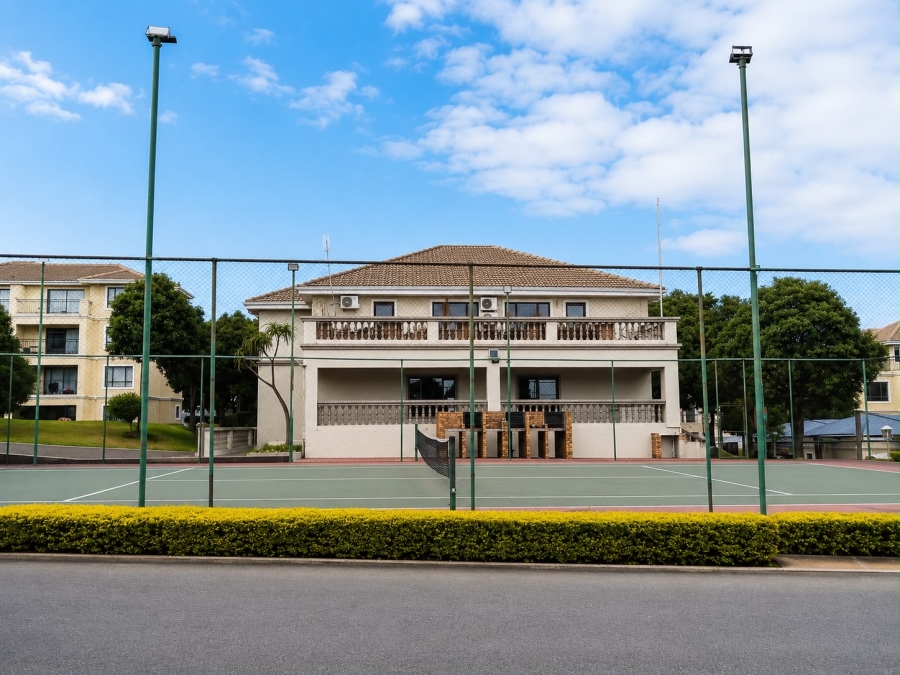 2 Bedroom Property for Sale in Erand Gardens Gauteng