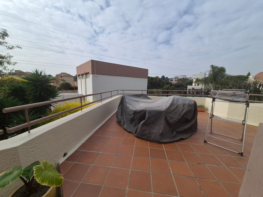 1 Bedroom Property for Sale in Bedfordview Gauteng