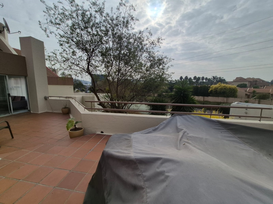 1 Bedroom Property for Sale in Bedfordview Gauteng