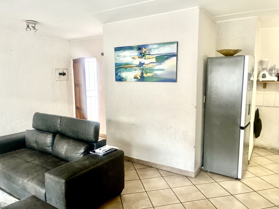 3 Bedroom Property for Sale in Buccleuch Gauteng