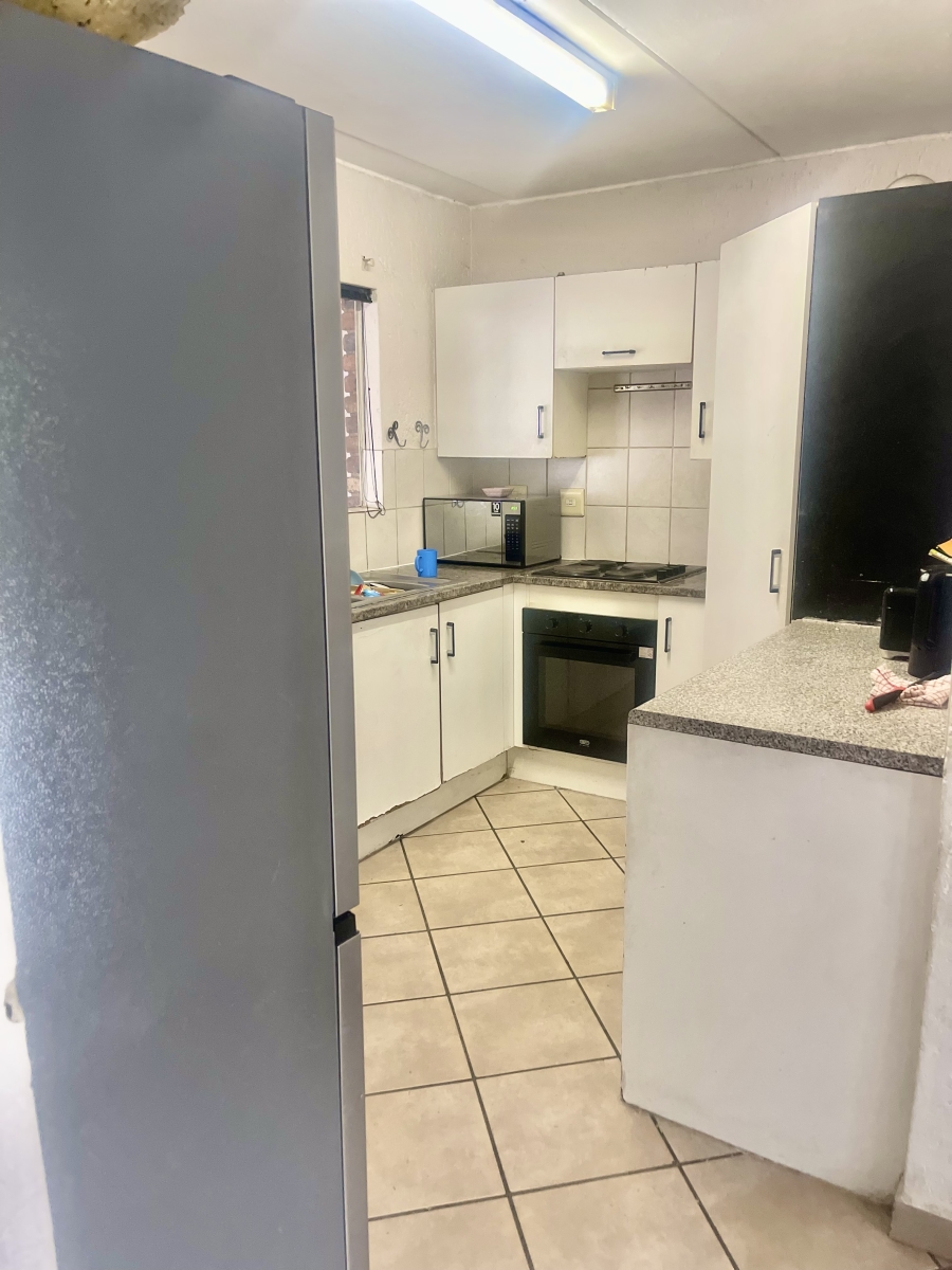 3 Bedroom Property for Sale in Buccleuch Gauteng