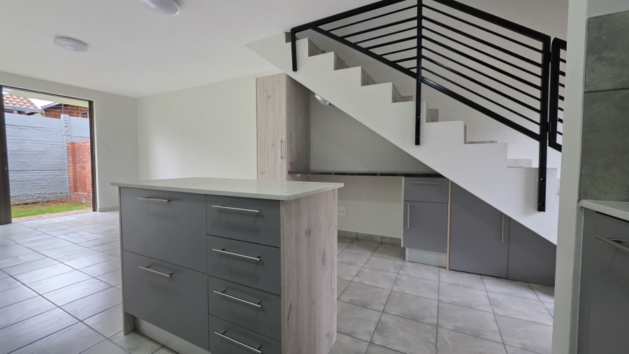 2 Bedroom Property for Sale in Clubview Gauteng
