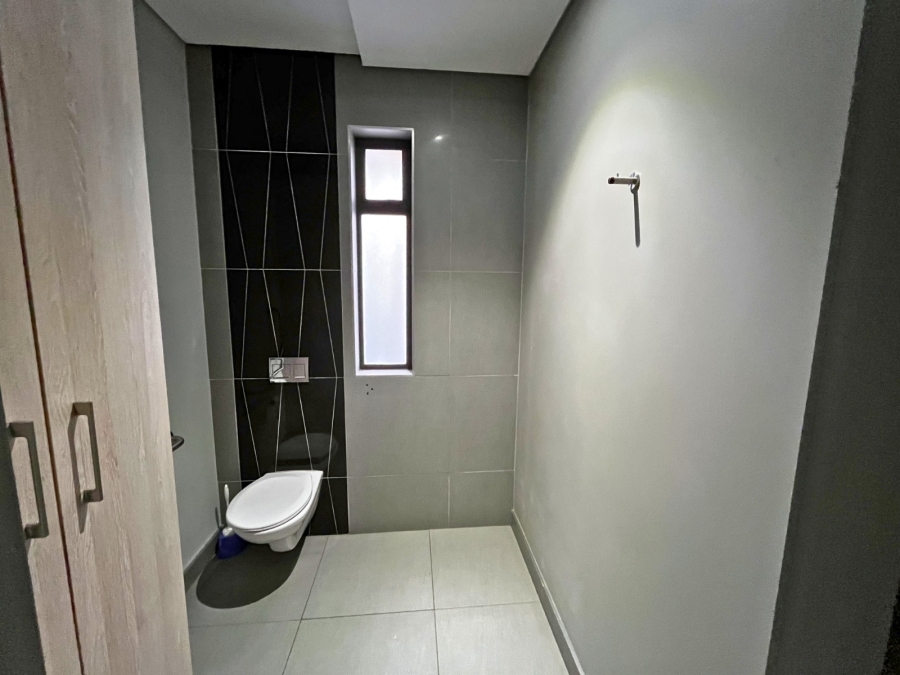 To Let Commercial Property for Rent in Bedford Gardens Gauteng