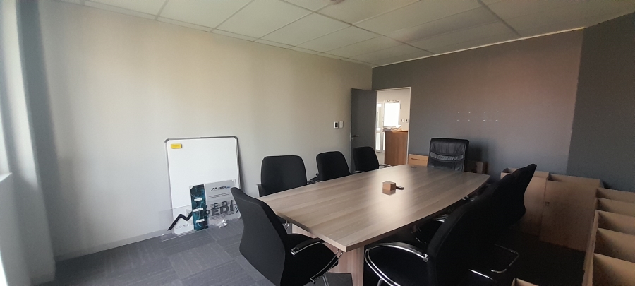 To Let Commercial Property for Rent in Faerie Glen Gauteng