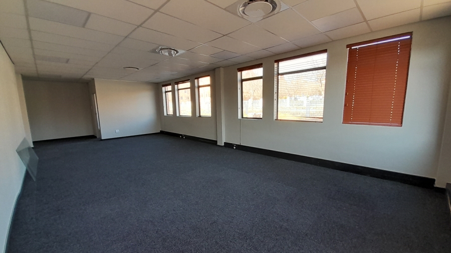 To Let Commercial Property for Rent in Faerie Glen Gauteng