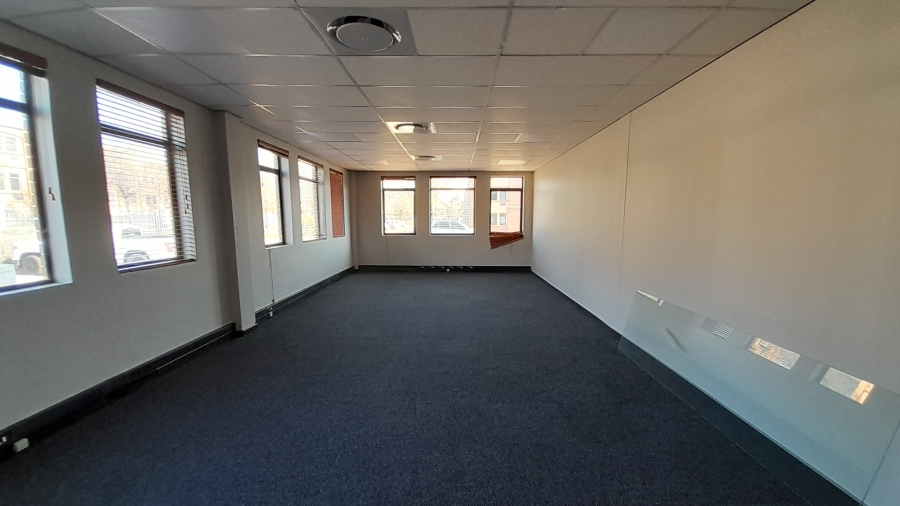 To Let Commercial Property for Rent in Faerie Glen Gauteng
