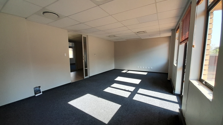 To Let Commercial Property for Rent in Faerie Glen Gauteng