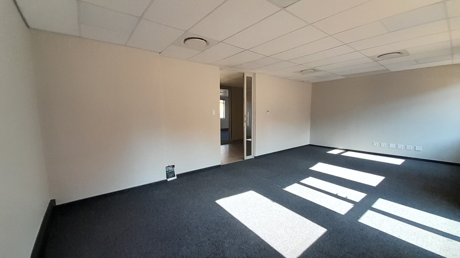 To Let Commercial Property for Rent in Faerie Glen Gauteng