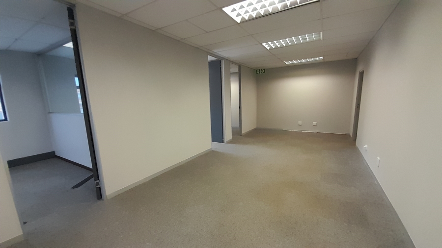To Let Commercial Property for Rent in Faerie Glen Gauteng