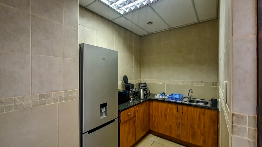 To Let Commercial Property for Rent in Honeydew Gauteng