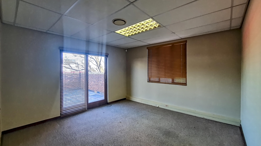 To Let Commercial Property for Rent in Honeydew Gauteng