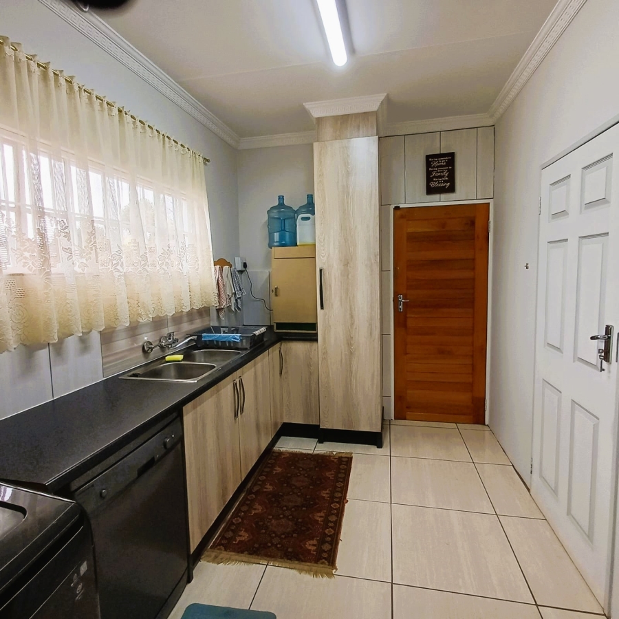 4 Bedroom Property for Sale in Meyerton Central Gauteng