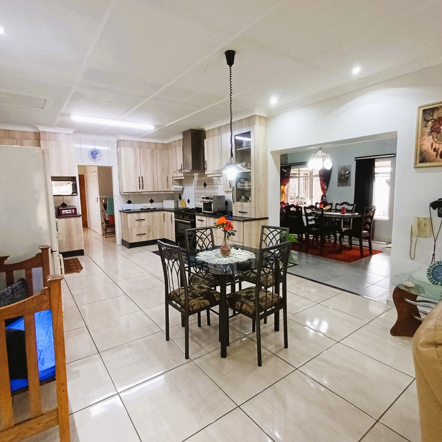 4 Bedroom Property for Sale in Meyerton Central Gauteng