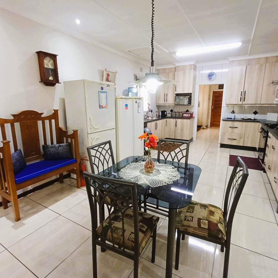 4 Bedroom Property for Sale in Meyerton Central Gauteng