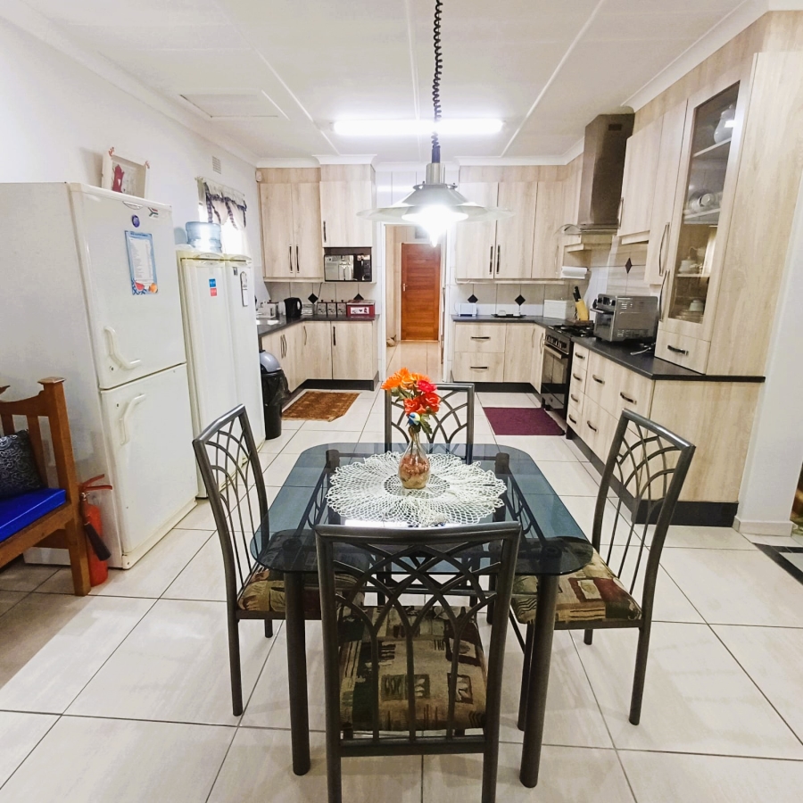 4 Bedroom Property for Sale in Meyerton Central Gauteng
