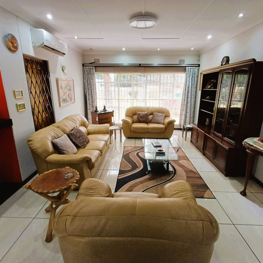 4 Bedroom Property for Sale in Meyerton Central Gauteng