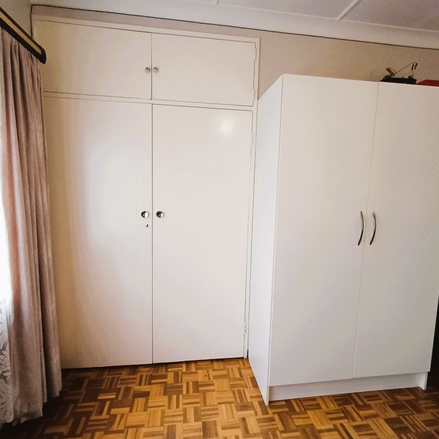 4 Bedroom Property for Sale in Meyerton Central Gauteng