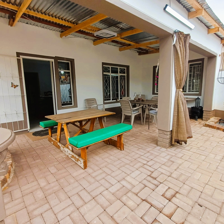 4 Bedroom Property for Sale in Meyerton Central Gauteng