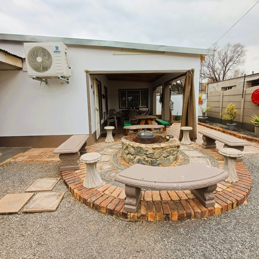 4 Bedroom Property for Sale in Meyerton Central Gauteng