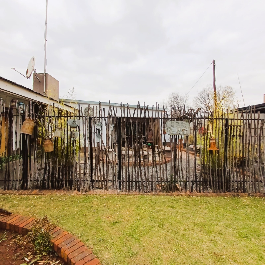 4 Bedroom Property for Sale in Meyerton Central Gauteng