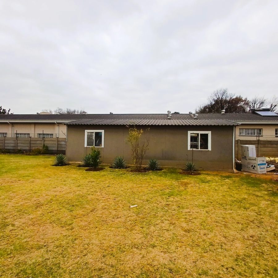 4 Bedroom Property for Sale in Meyerton Central Gauteng