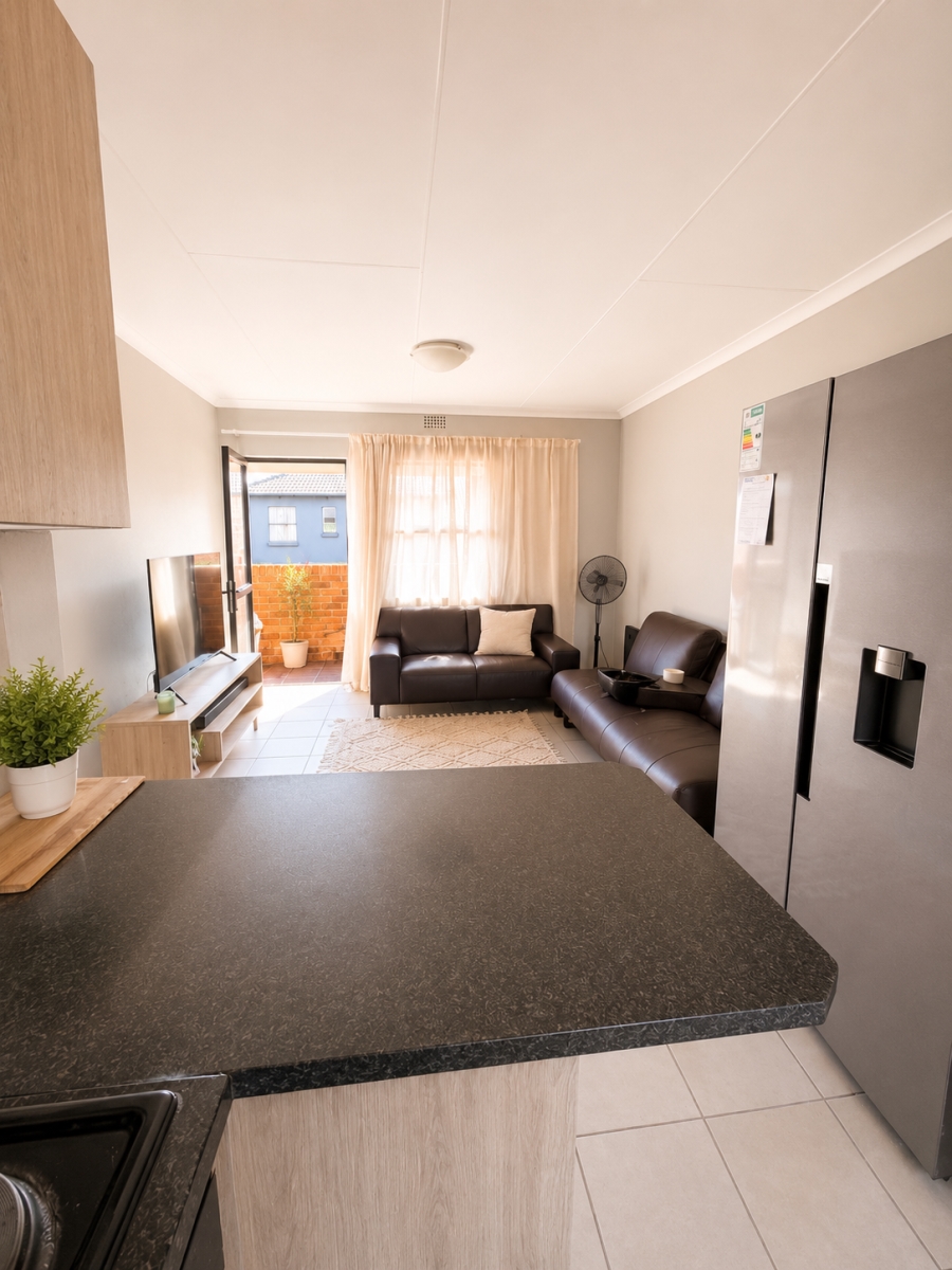 2 Bedroom Property for Sale in Heuweloord Gauteng