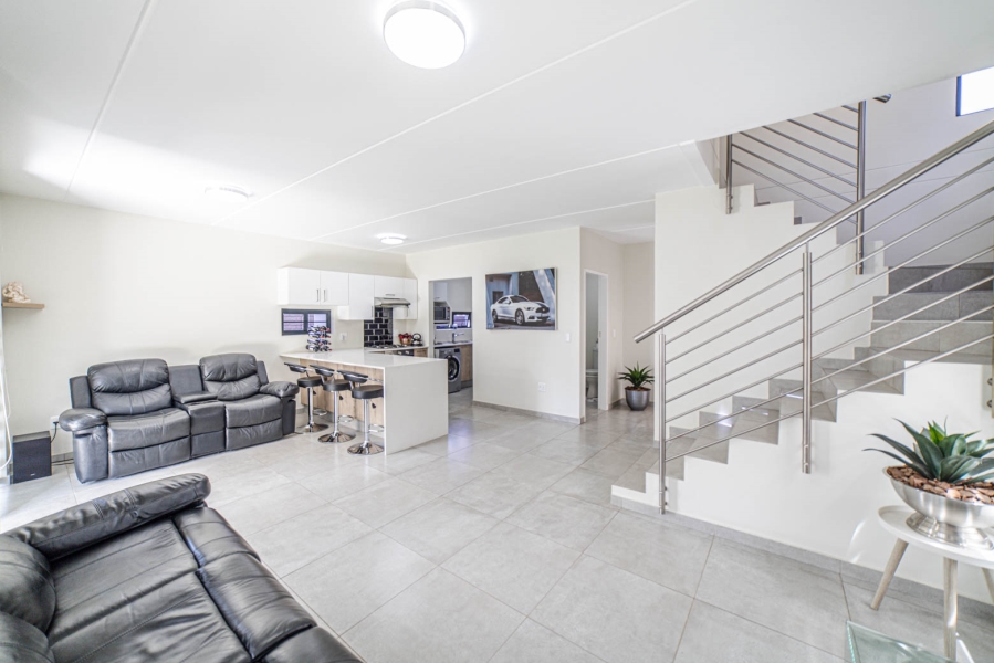 To Let 3 Bedroom Property for Rent in Craigavon Gauteng