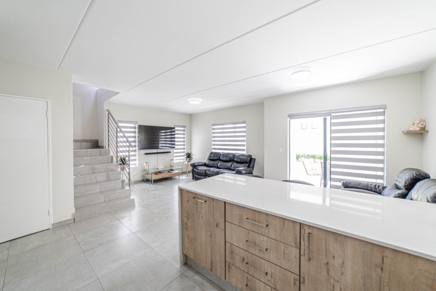 To Let 3 Bedroom Property for Rent in Craigavon Gauteng