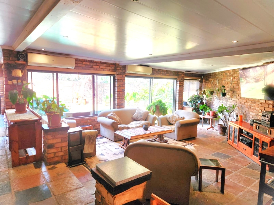 4 Bedroom Property for Sale in Doringkloof Gauteng