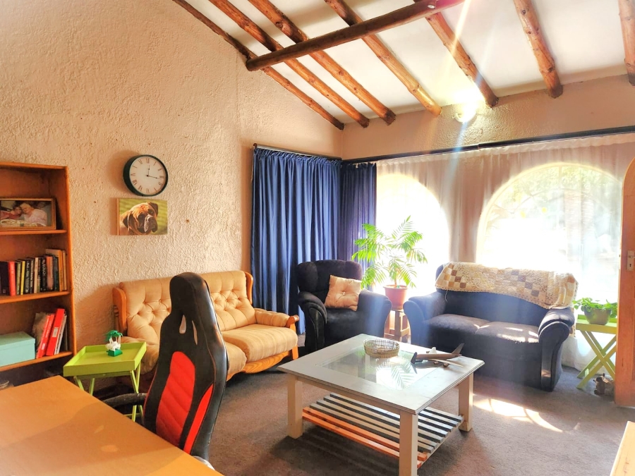 4 Bedroom Property for Sale in Doringkloof Gauteng