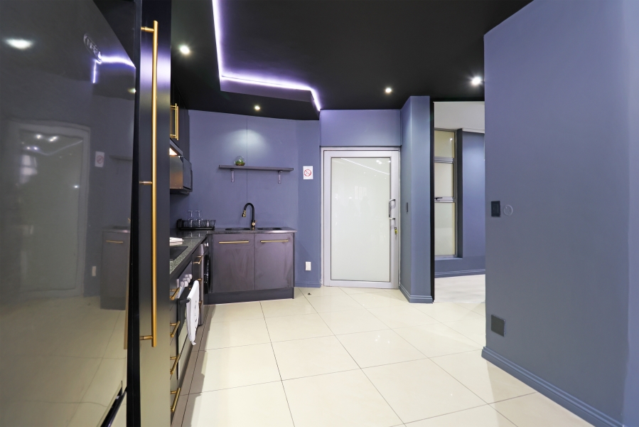 To Let 2 Bedroom Property for Rent in Sandown Gauteng