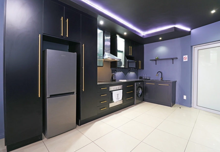 To Let 2 Bedroom Property for Rent in Sandown Gauteng